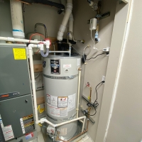 Plumber replacing water heater in vancouver wa